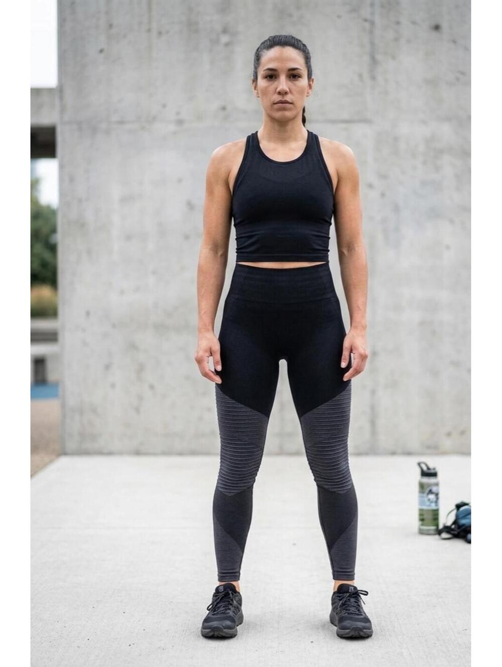 Spanx Look At Me Now Seamless Moto Leggings Very Black High Waist XS